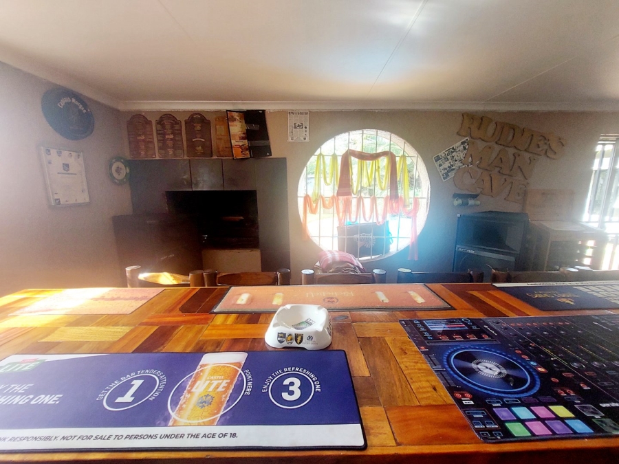 3 Bedroom Property for Sale in Helikonpark Gauteng