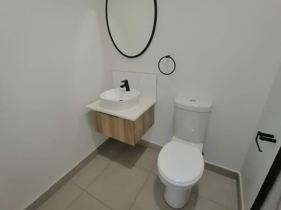 2 Bedroom Property for Sale in Mulbarton Gauteng
