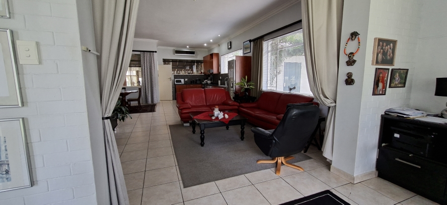3 Bedroom Property for Sale in Monument Gauteng