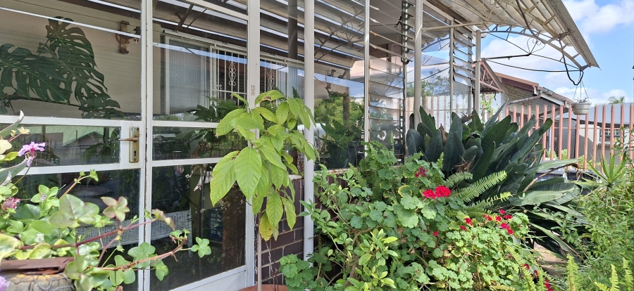 5 Bedroom Property for Sale in Wentworth Park Gauteng