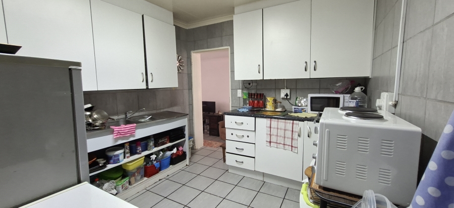 5 Bedroom Property for Sale in Wentworth Park Gauteng