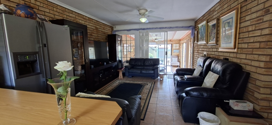 3 Bedroom Property for Sale in Noordheuwel Gauteng