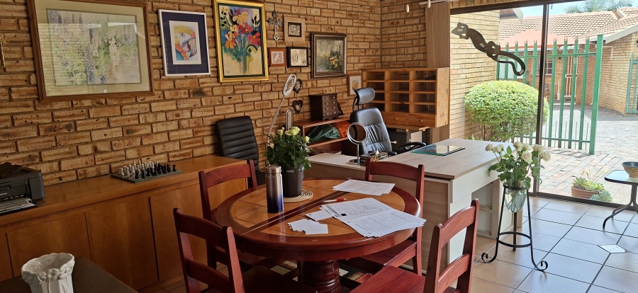 3 Bedroom Property for Sale in Noordheuwel Gauteng