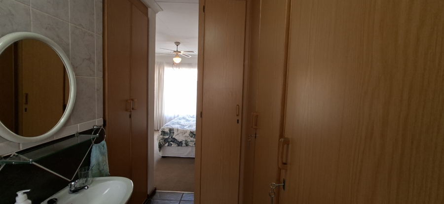 3 Bedroom Property for Sale in Noordheuwel Gauteng