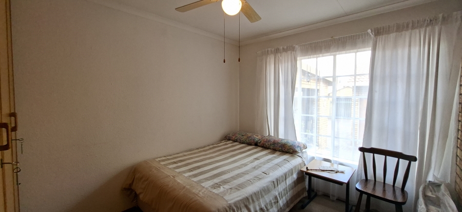 3 Bedroom Property for Sale in Noordheuwel Gauteng