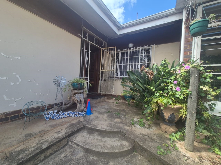 3 Bedroom Property for Sale in Wentworth Park Gauteng