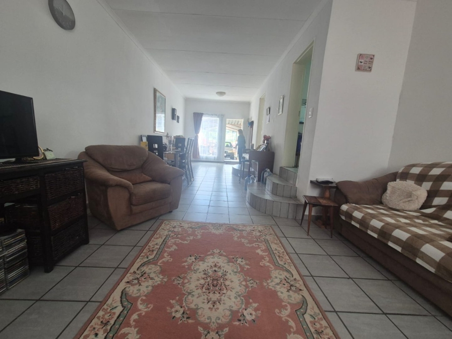 3 Bedroom Property for Sale in Wentworth Park Gauteng