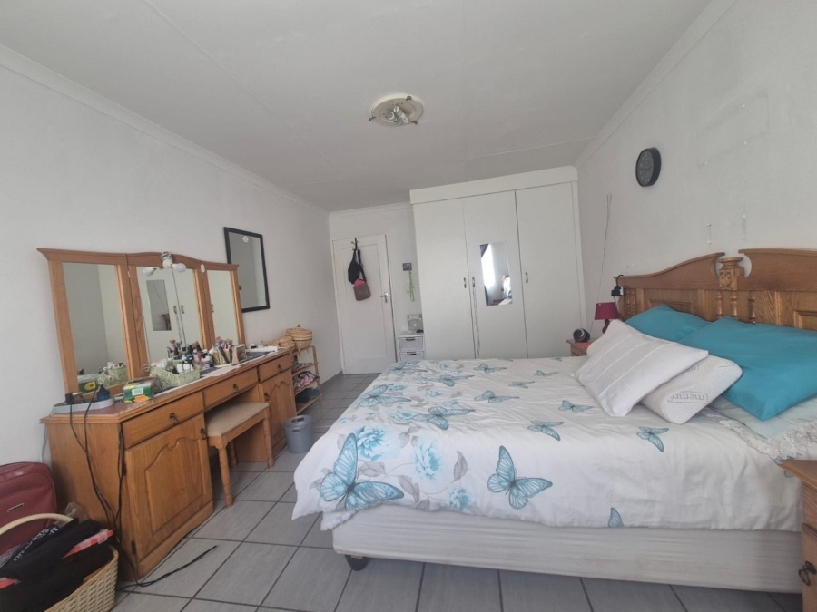 3 Bedroom Property for Sale in Wentworth Park Gauteng