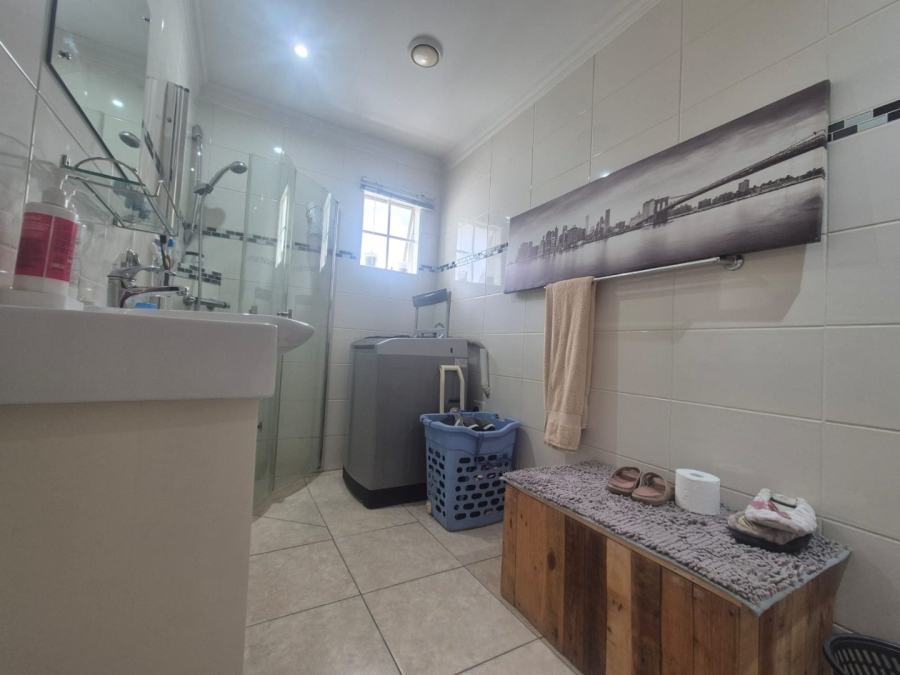 3 Bedroom Property for Sale in Monument Gauteng