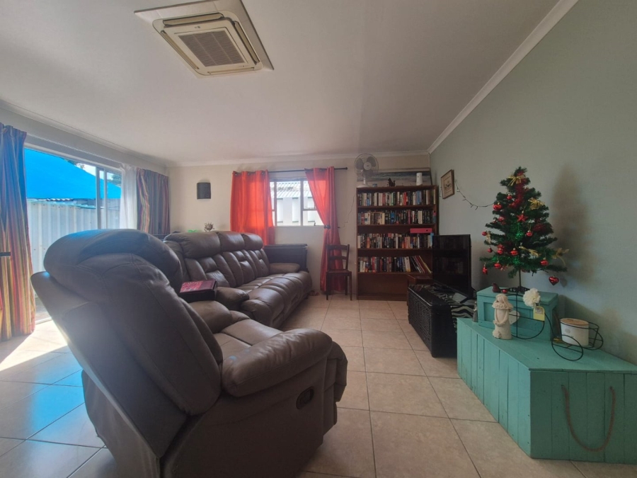 3 Bedroom Property for Sale in Monument Gauteng