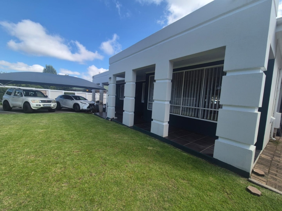 3 Bedroom Property for Sale in Monument Gauteng