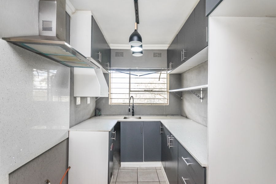 2 Bedroom Property for Sale in Florida Gauteng