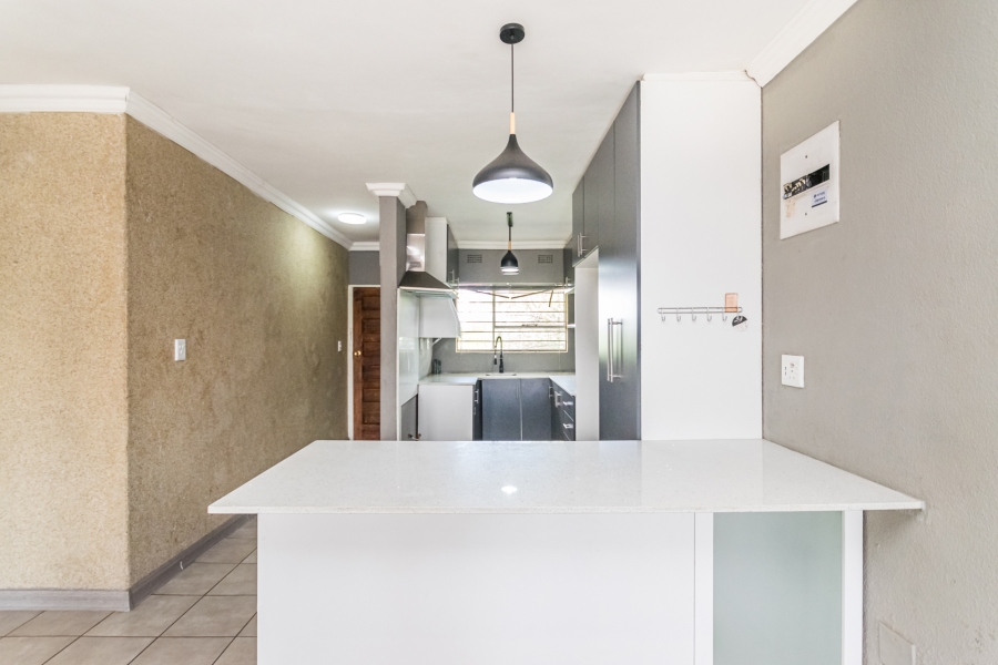 2 Bedroom Property for Sale in Florida Gauteng