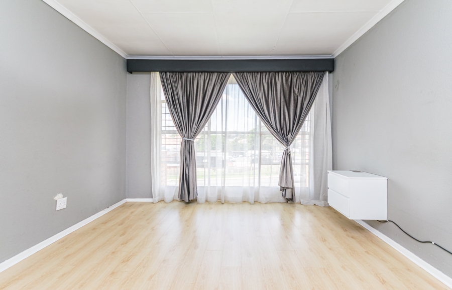 2 Bedroom Property for Sale in Florida Gauteng