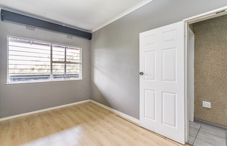 2 Bedroom Property for Sale in Florida Gauteng