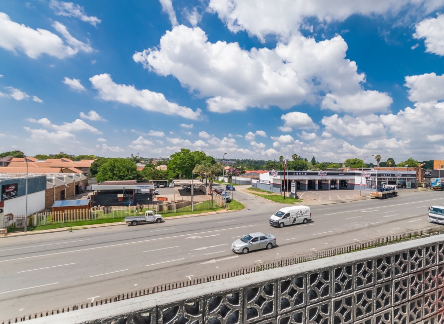 2 Bedroom Property for Sale in Florida Gauteng