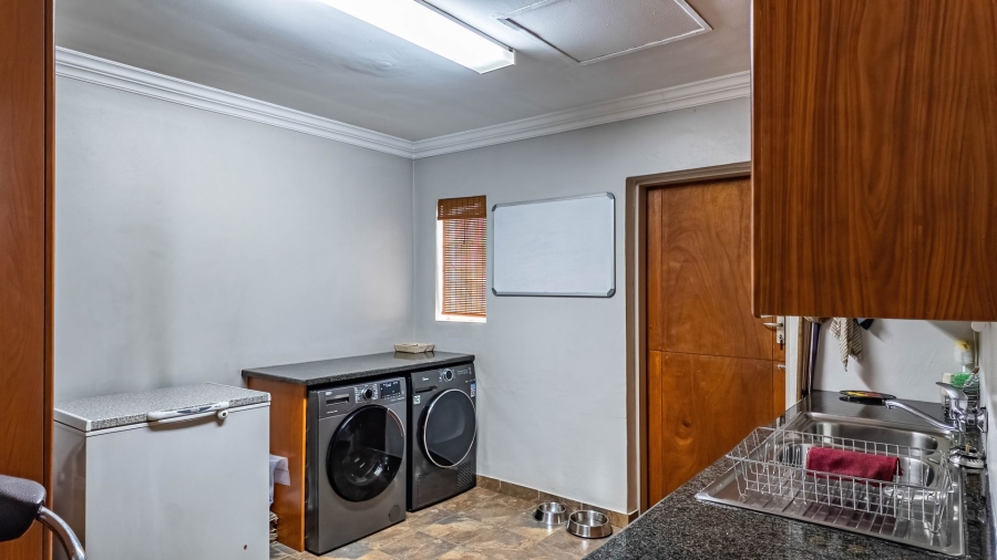 4 Bedroom Property for Sale in Bougainvillea Estate Gauteng