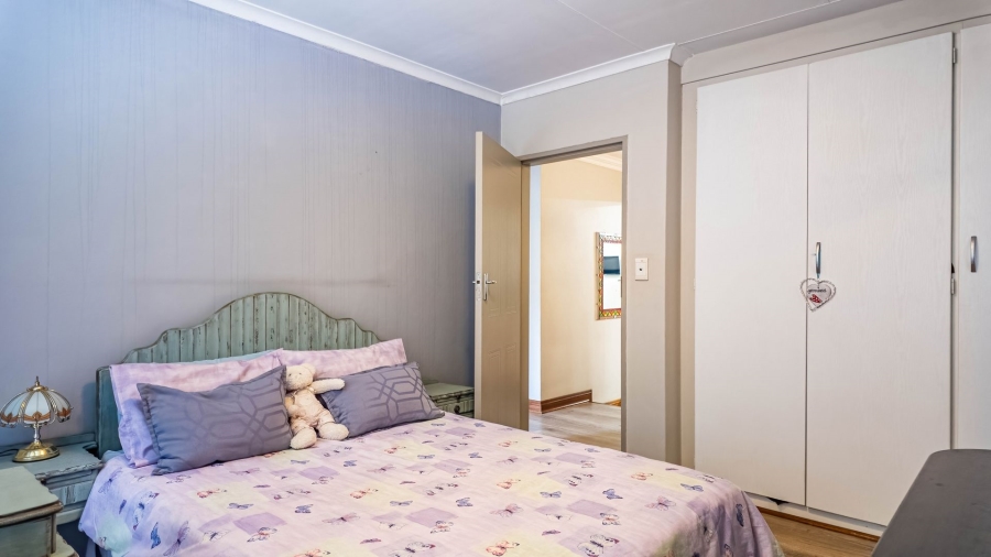 4 Bedroom Property for Sale in Bougainvillea Estate Gauteng