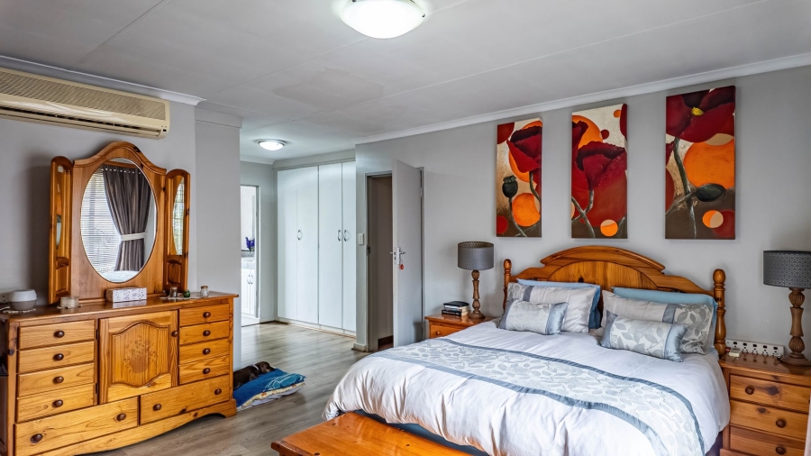 4 Bedroom Property for Sale in Bougainvillea Estate Gauteng