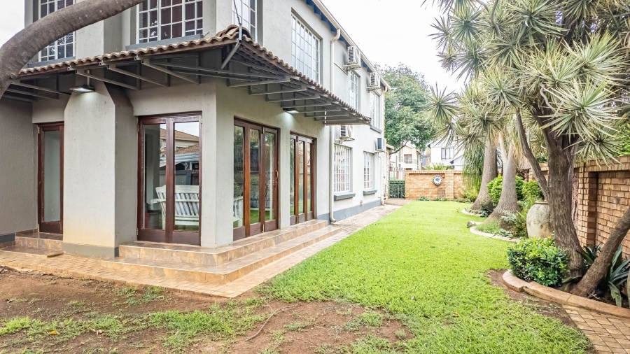 4 Bedroom Property for Sale in Bougainvillea Estate Gauteng