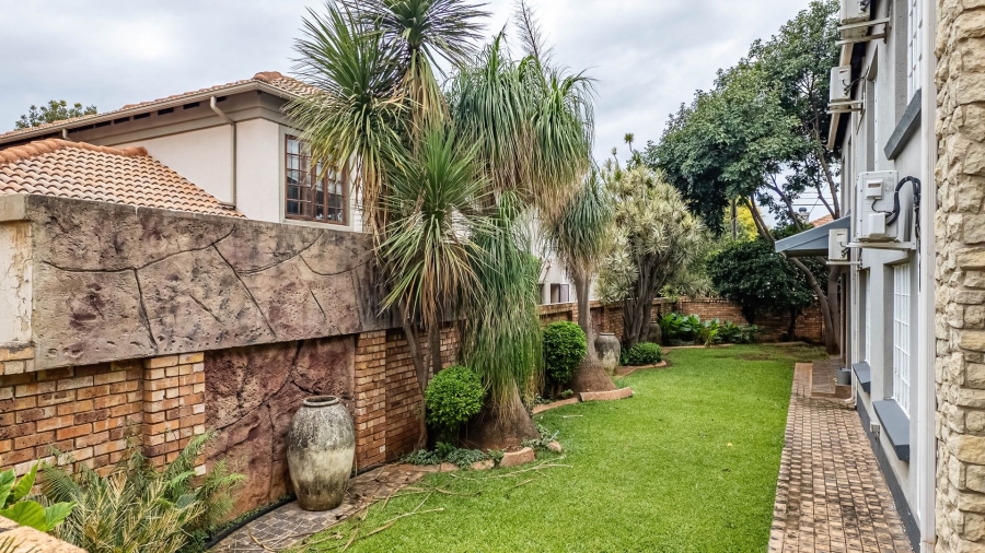 4 Bedroom Property for Sale in Bougainvillea Estate Gauteng