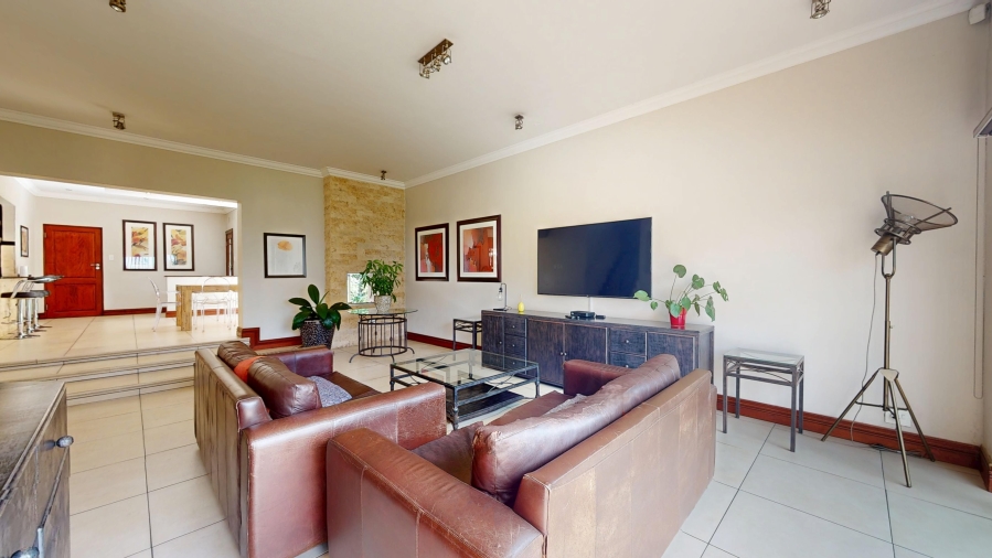 4 Bedroom Property for Sale in Dawnview Gauteng