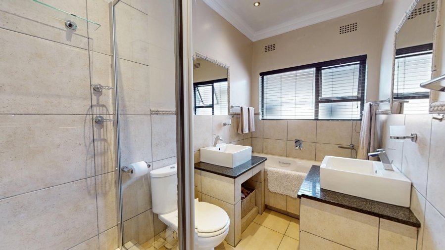 4 Bedroom Property for Sale in Dawnview Gauteng