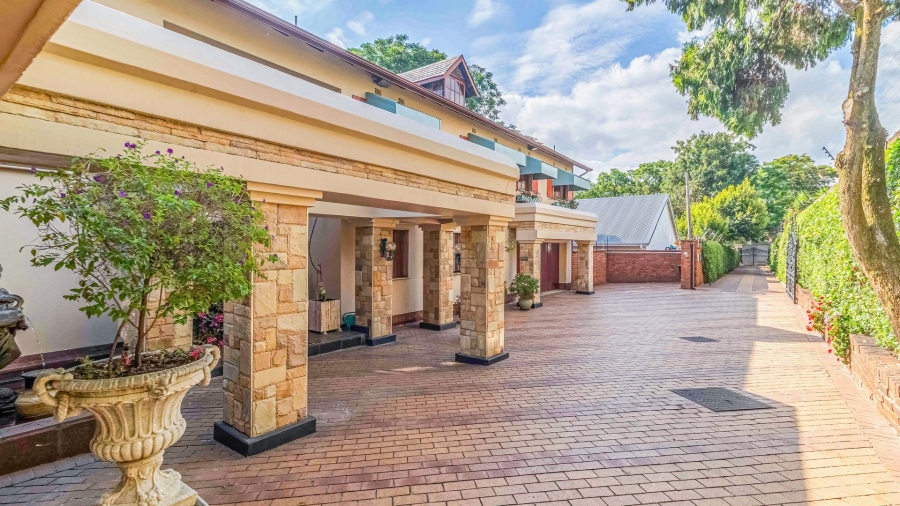 4 Bedroom Property for Sale in Bedfordview Gauteng