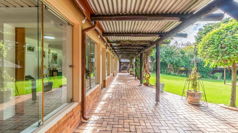 4 Bedroom Property for Sale in Bedfordview Gauteng