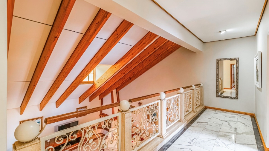 4 Bedroom Property for Sale in Bedfordview Gauteng