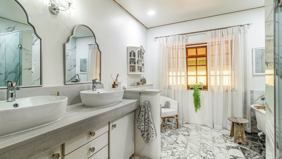 4 Bedroom Property for Sale in Bedfordview Gauteng