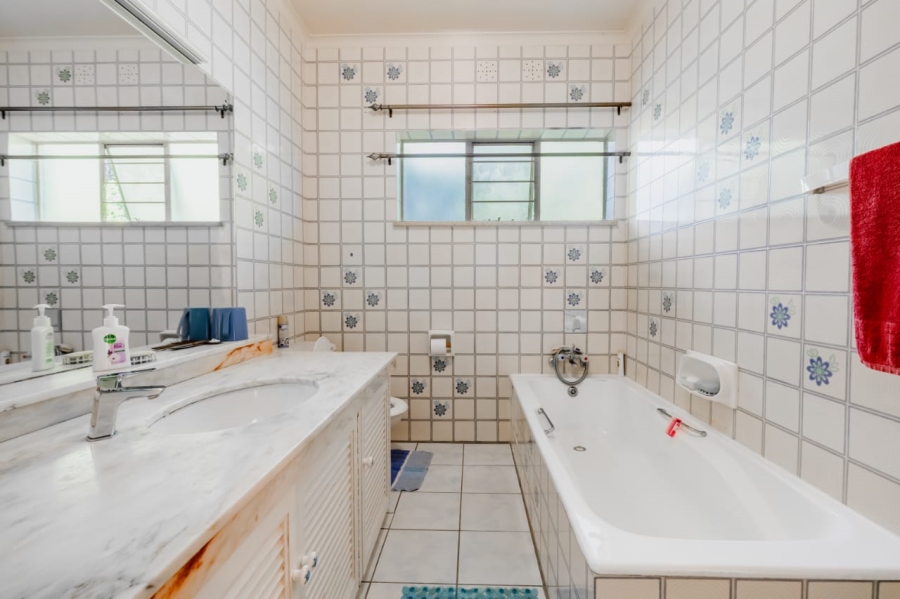 2 Bedroom Property for Sale in Sandown Gauteng