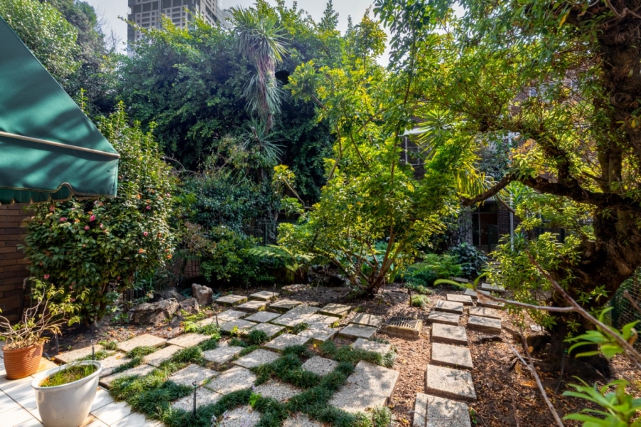 2 Bedroom Property for Sale in Sandown Gauteng