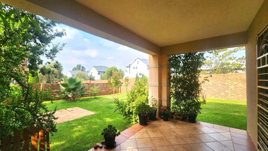 2 Bedroom Property for Sale in Equestria Gauteng