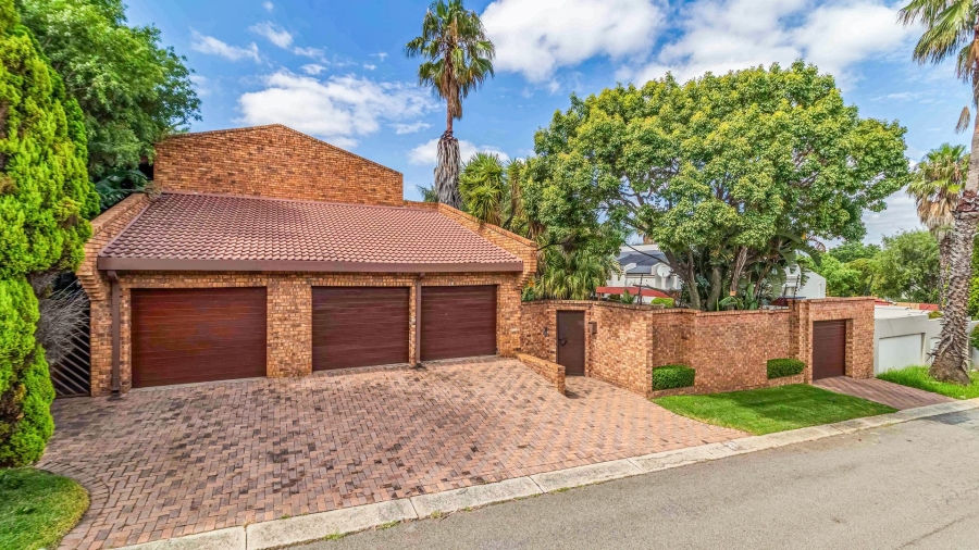 4 Bedroom Property for Sale in Marais Steyn Park Gauteng