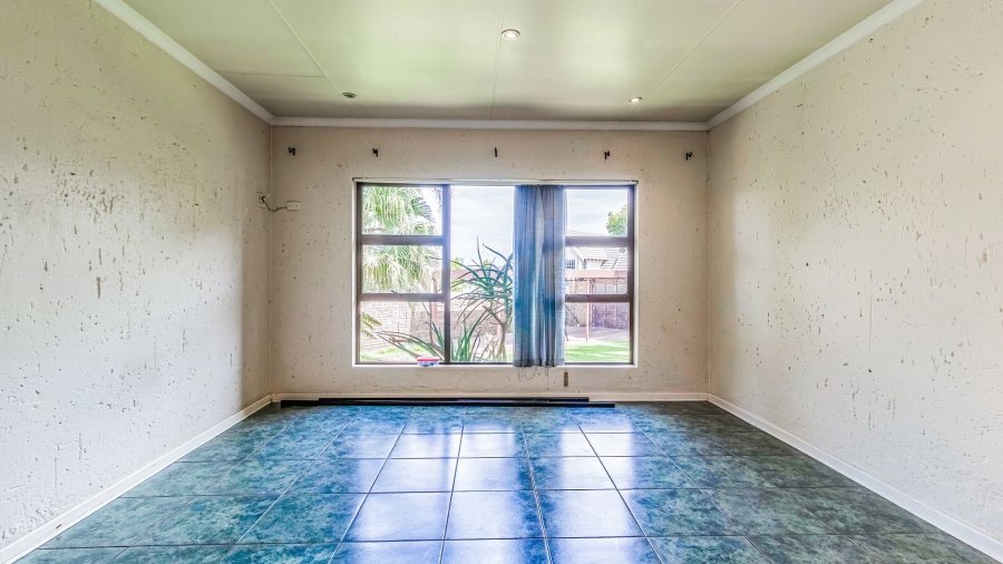 4 Bedroom Property for Sale in Marais Steyn Park Gauteng