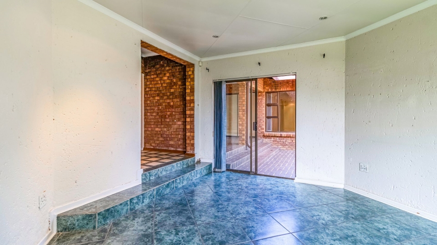 4 Bedroom Property for Sale in Marais Steyn Park Gauteng