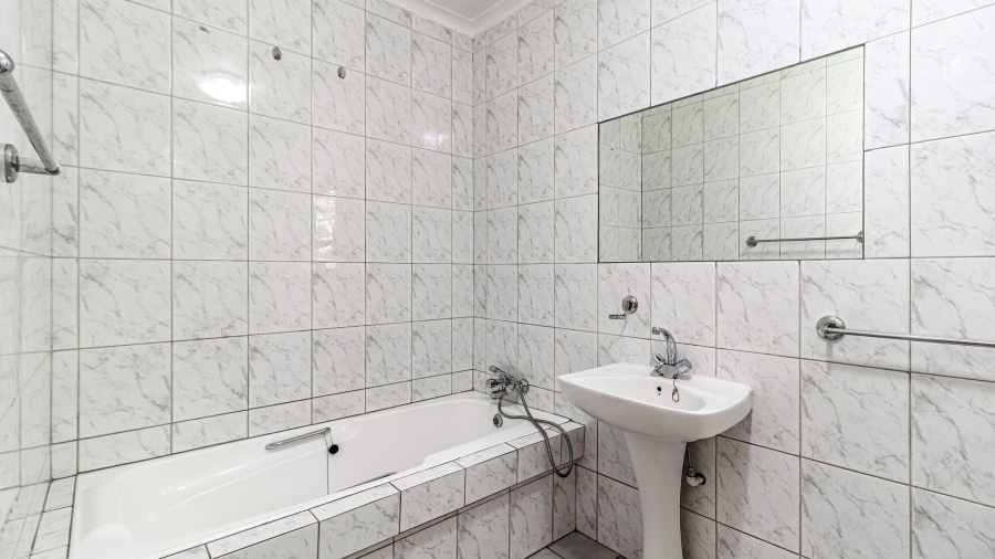 4 Bedroom Property for Sale in Marais Steyn Park Gauteng