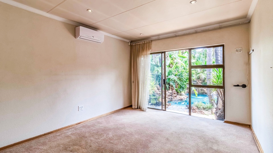 4 Bedroom Property for Sale in Marais Steyn Park Gauteng