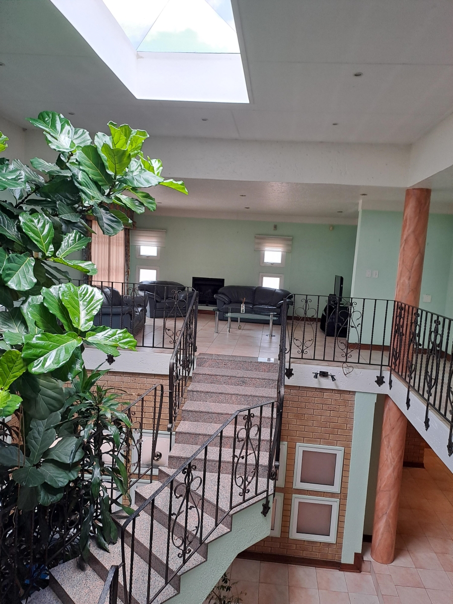 5 Bedroom Property for Sale in Sunward Park Gauteng