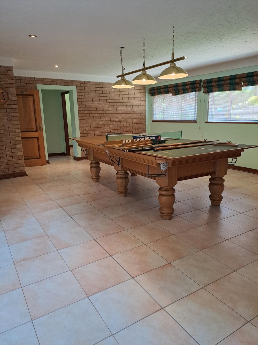 5 Bedroom Property for Sale in Sunward Park Gauteng