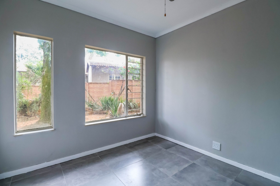 6 Bedroom Property for Sale in The Reeds Gauteng