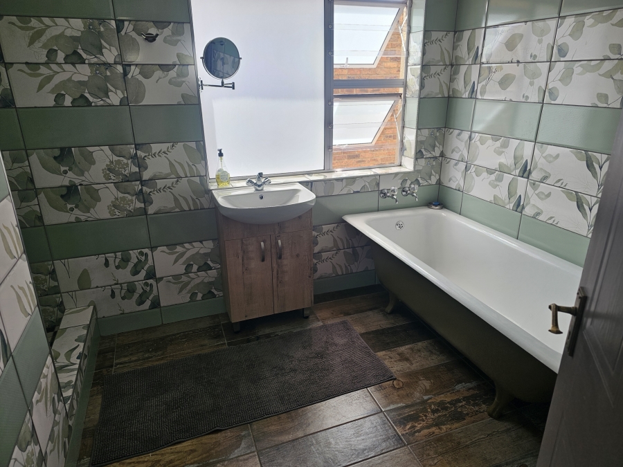 4 Bedroom Property for Sale in Brakpan Central Gauteng