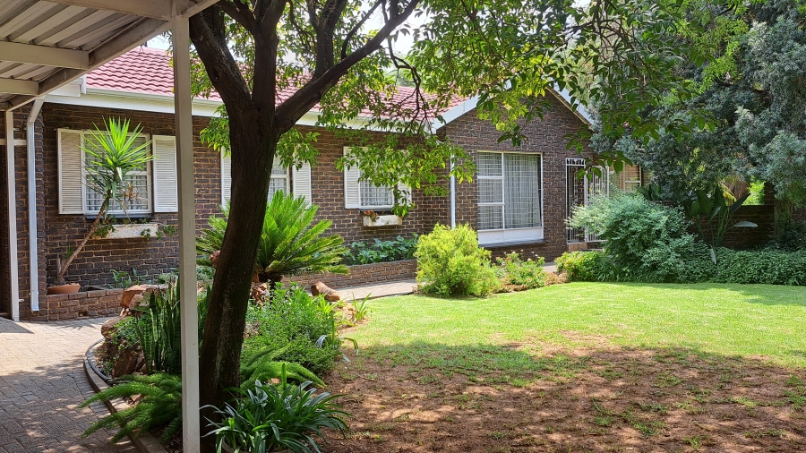 4 Bedroom Property for Sale in Sunward Park Gauteng