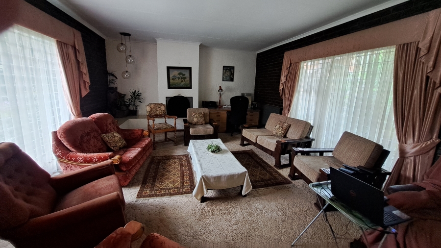 4 Bedroom Property for Sale in Sunward Park Gauteng