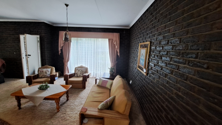 4 Bedroom Property for Sale in Sunward Park Gauteng