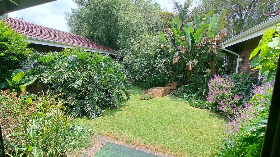 4 Bedroom Property for Sale in Sunward Park Gauteng