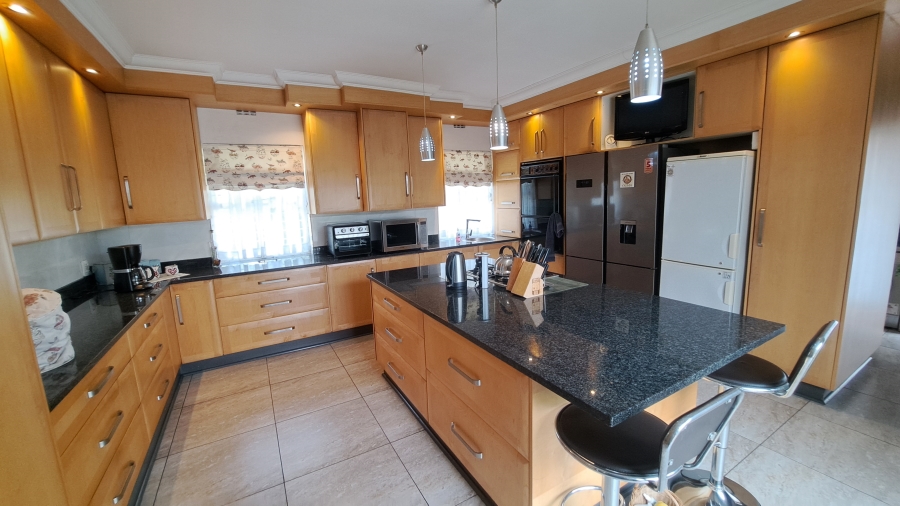 4 Bedroom Property for Sale in Sunward Park Gauteng