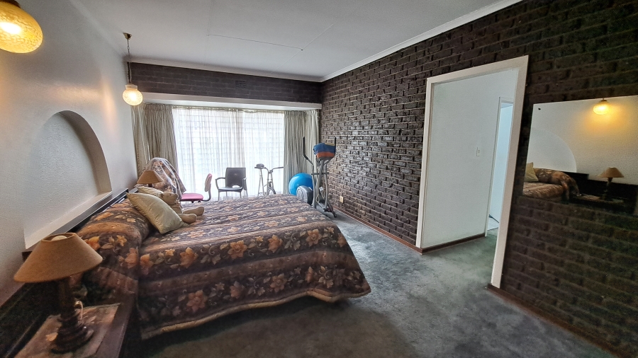 4 Bedroom Property for Sale in Sunward Park Gauteng
