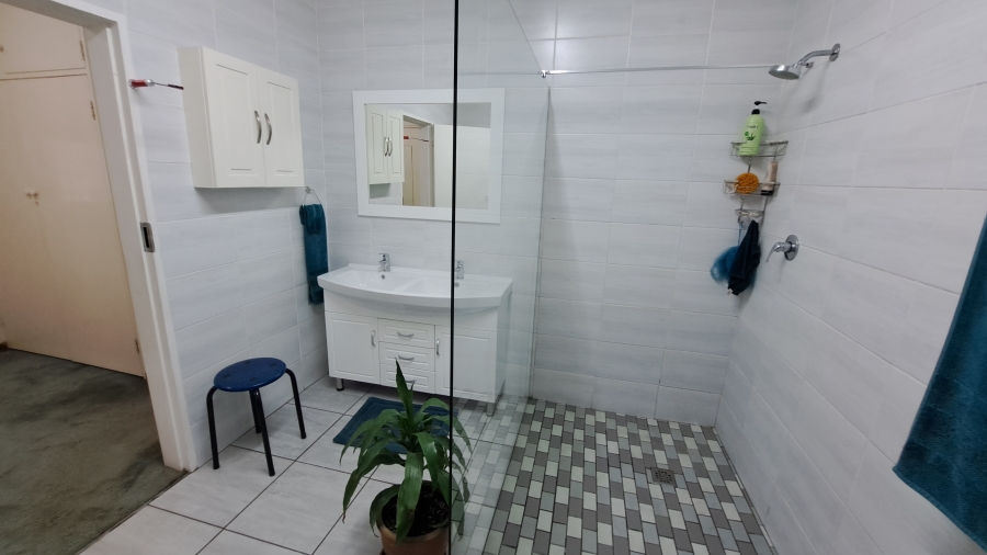 4 Bedroom Property for Sale in Sunward Park Gauteng